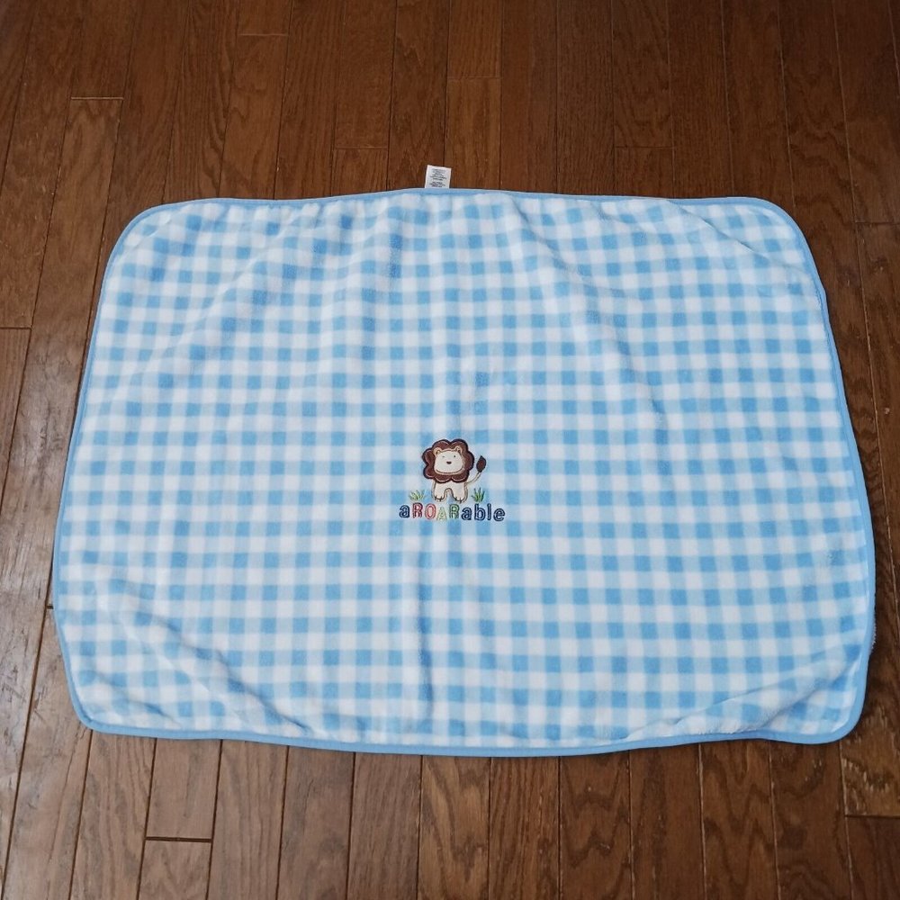 Garanimals Blue‎ White Aroarable Lion Baby Blanket Fleece Plaid Check Adorable
